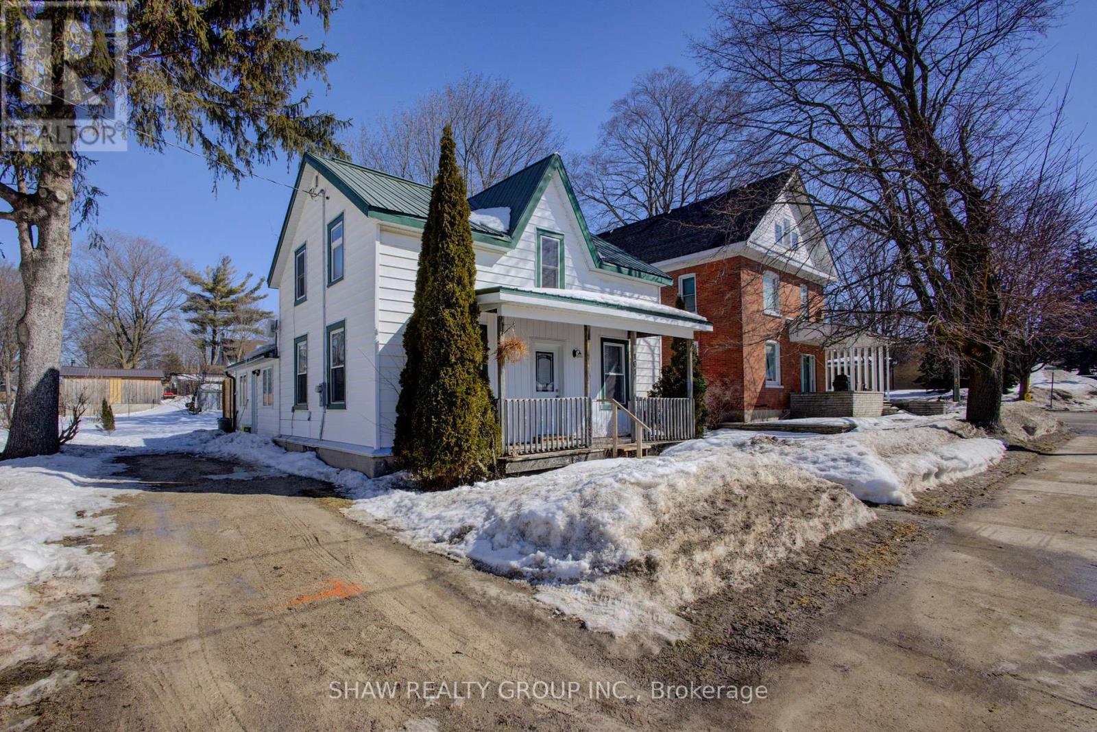 Detached at 101 JOHN STREET, North Huron