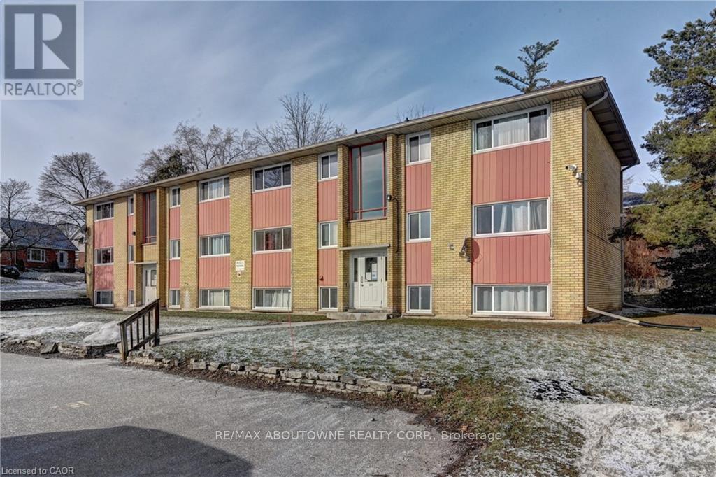 Apartment at B5 - 280 SYDNEY STREET S, Kitchener