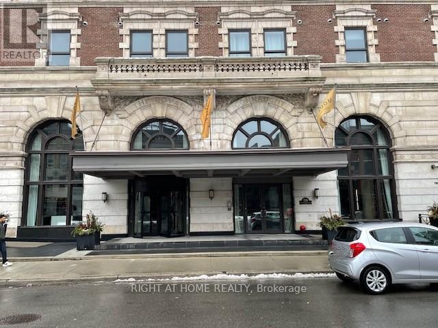 Apartment at 1015 - 118 KING STREET E, Hamilton (Beasley)