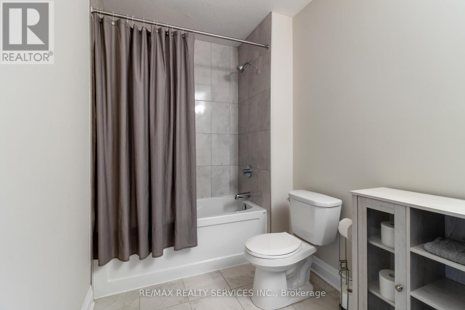 Townhouse at 7 - 118 SIMMONDS DRIVE, Guelph
