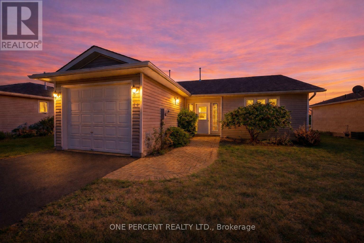 Detached at 14 ELMDALE DRIVE, Prince Edward County (Wellington Ward)