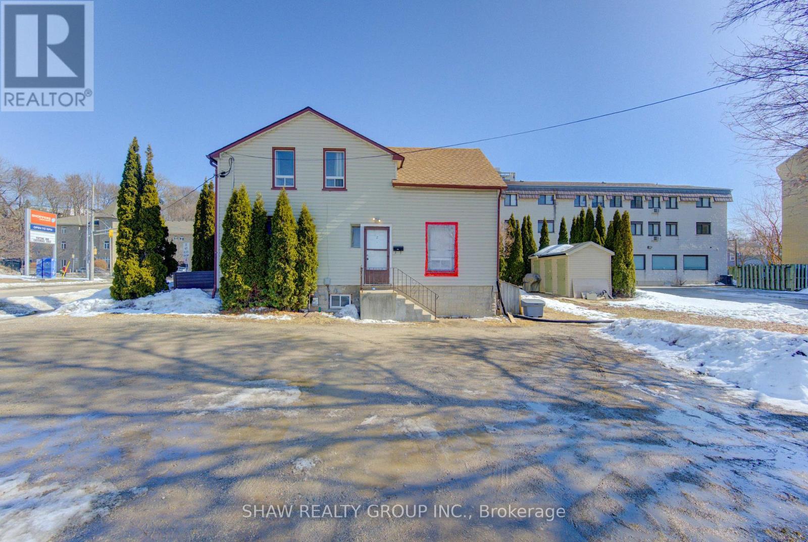 Detached at 11 SIMCOE STREET, Cambridge