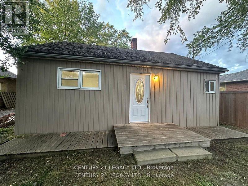 Detached at 795 BARTON STREET, Hamilton (Stoney Creek Industrial)