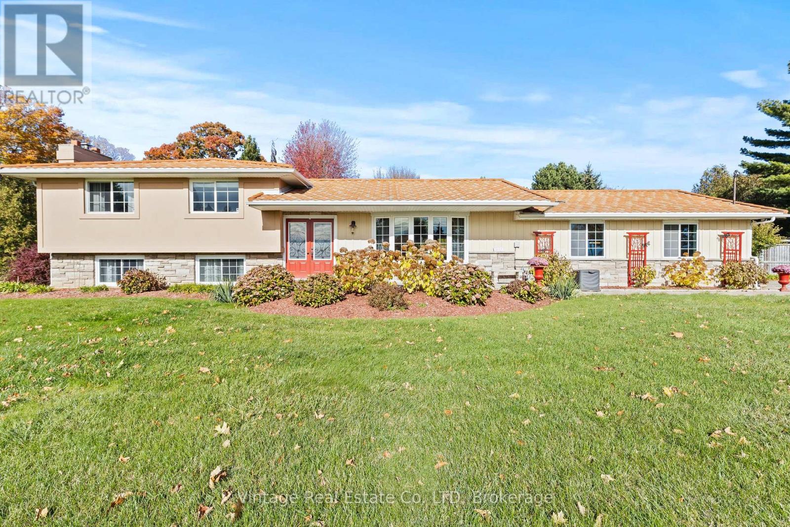 Detached at 1841 SUNSET LANE, St. Catharines (Rural Port)