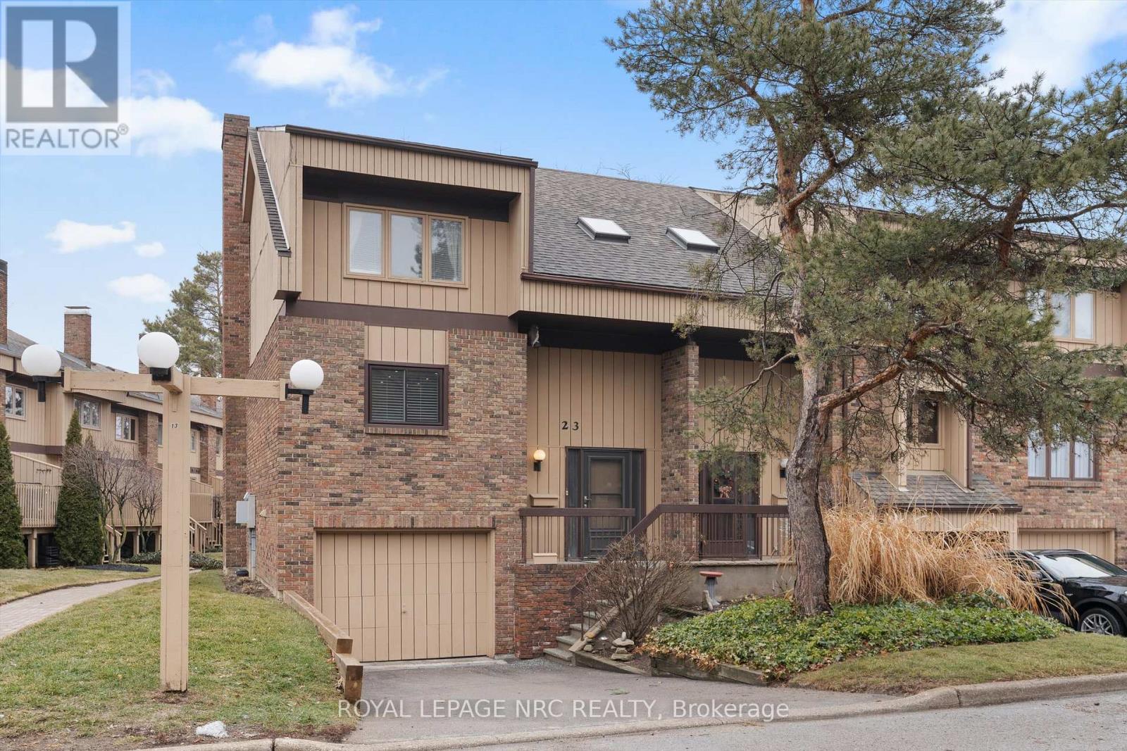 Townhouse at 23 - 178 SCOTT STREET, St. Catharines (Fairview)