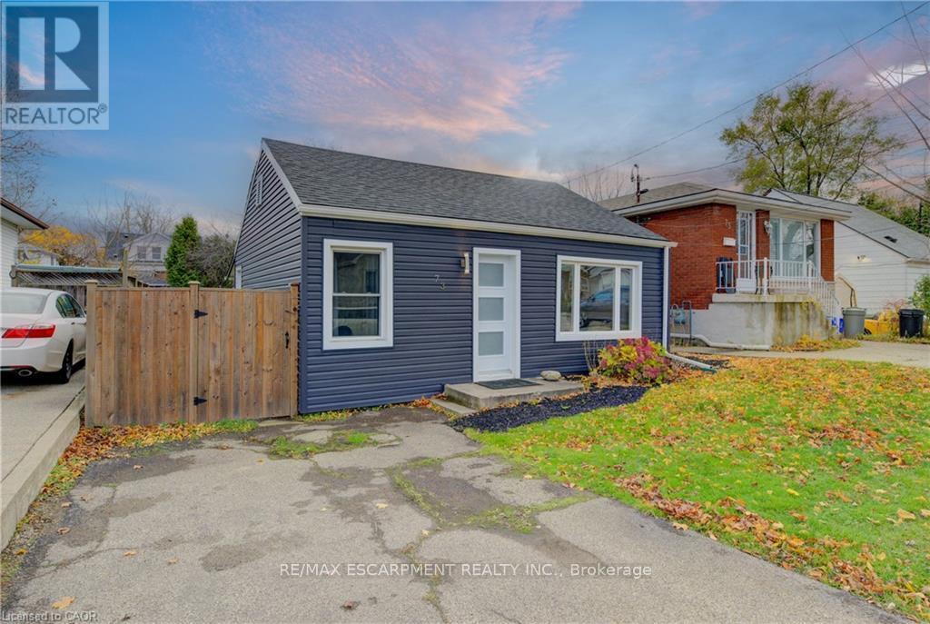 Detached at 73 EAST 33RD STREET, Hamilton (Raleigh)
