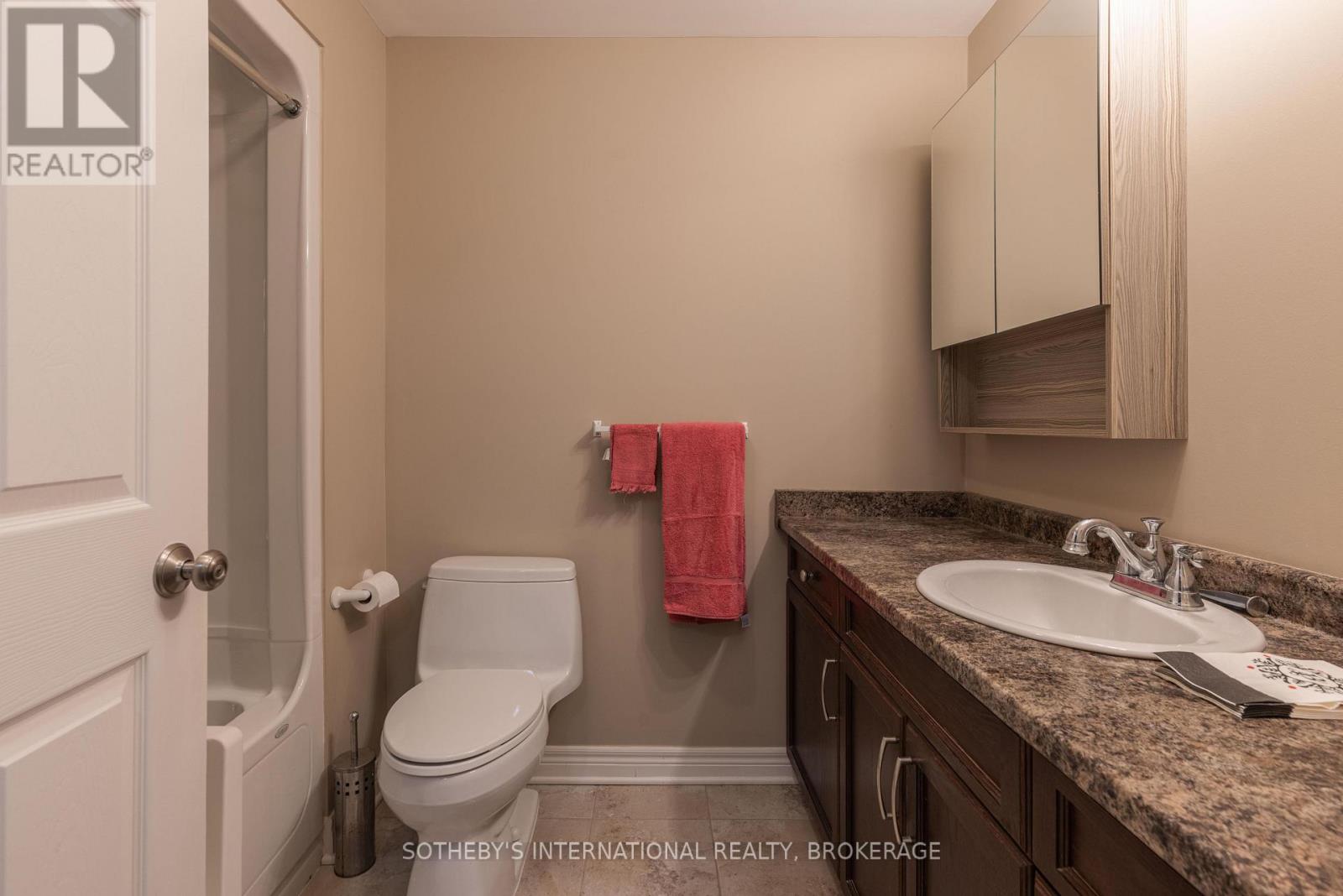 Apartment at 205 - 678 LINE 2 ROAD, Niagara-on-the-Lake