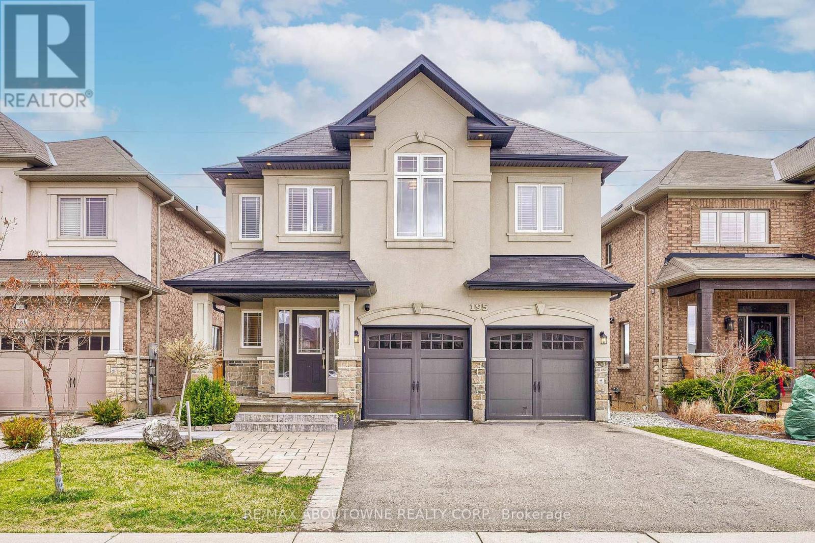 Detached at 195 GRETI DRIVE, Hamilton