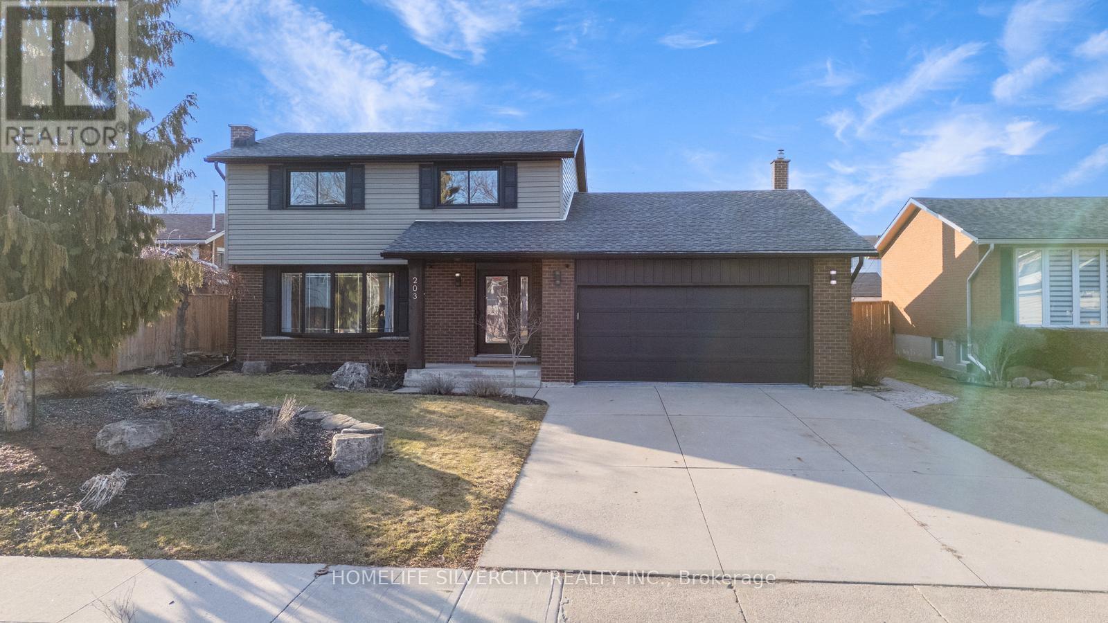Detached at 203 MONTMORENCY DRIVE, Hamilton (Red Hill)