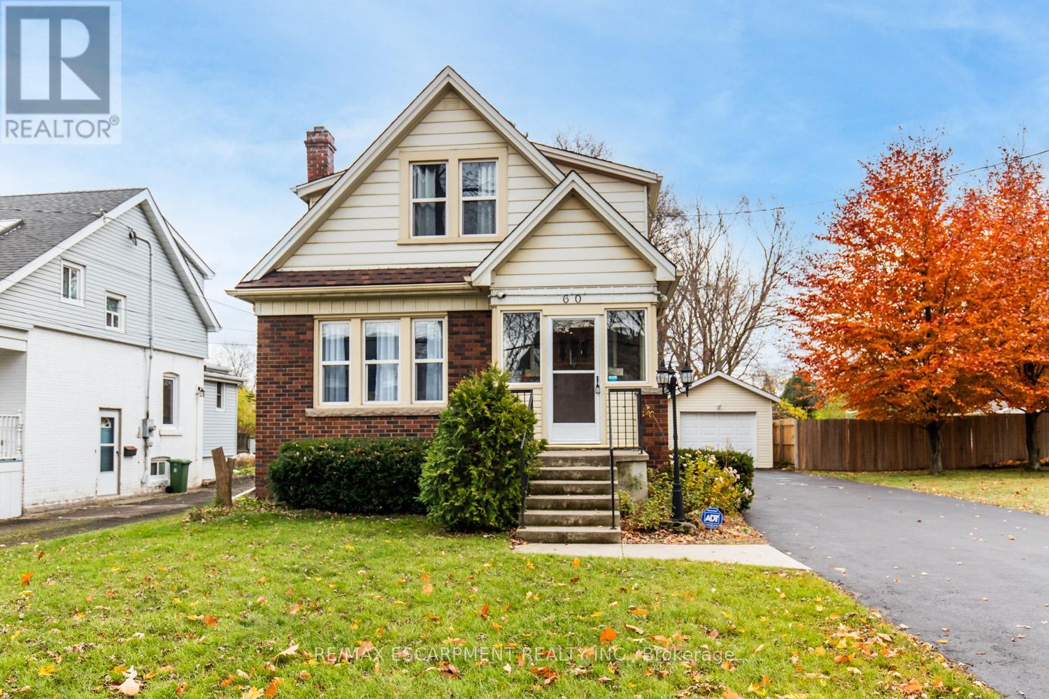 Detached at 60 LAKE AVENUE DRIVE, Hamilton (Stoney Creek)