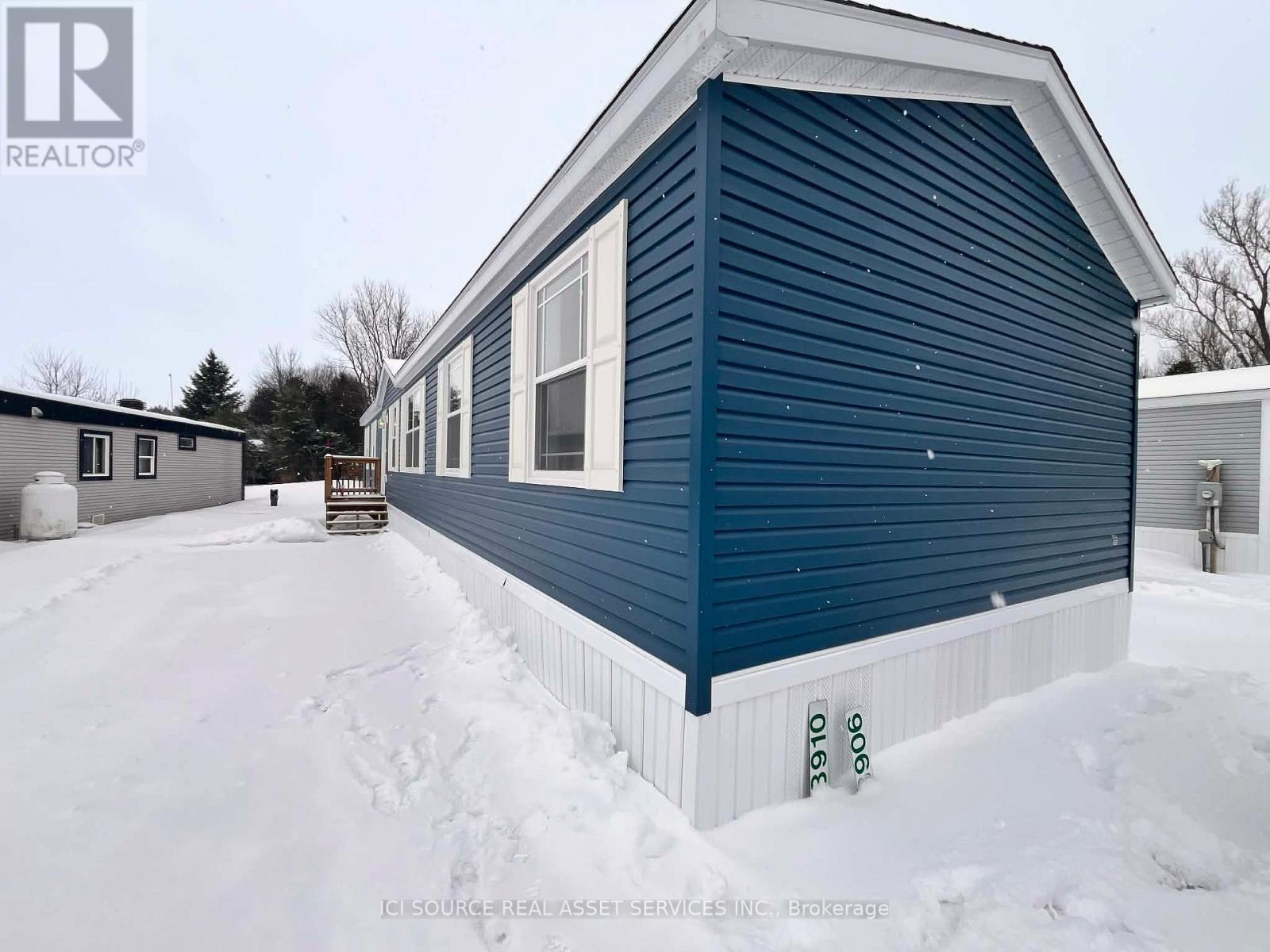 Detached at 8910 LYNNWOOD PARK PRIVATE, Ottawa