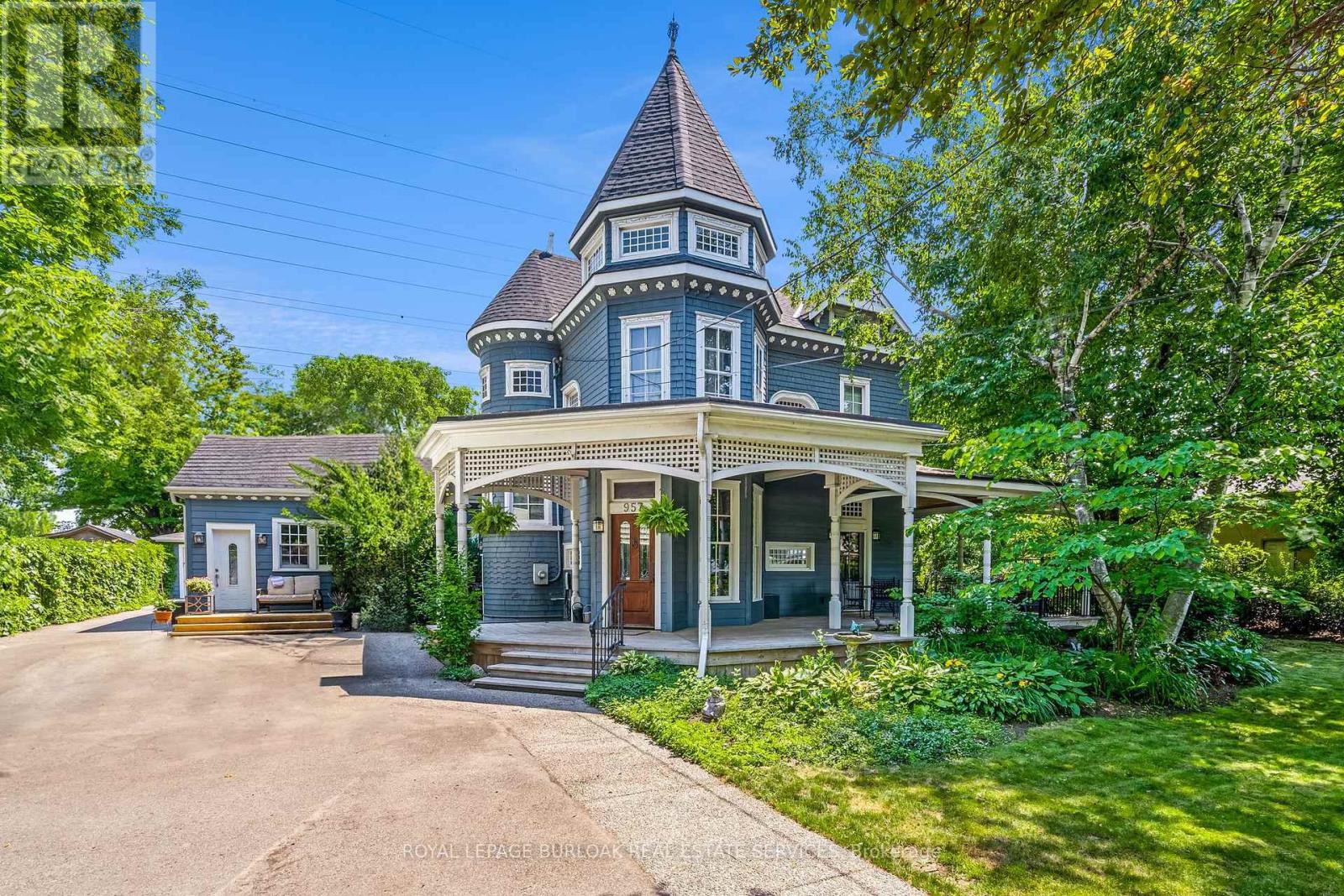 Detached at 957 BEACH BOULEVARD, Hamilton (Hamilton Beach)