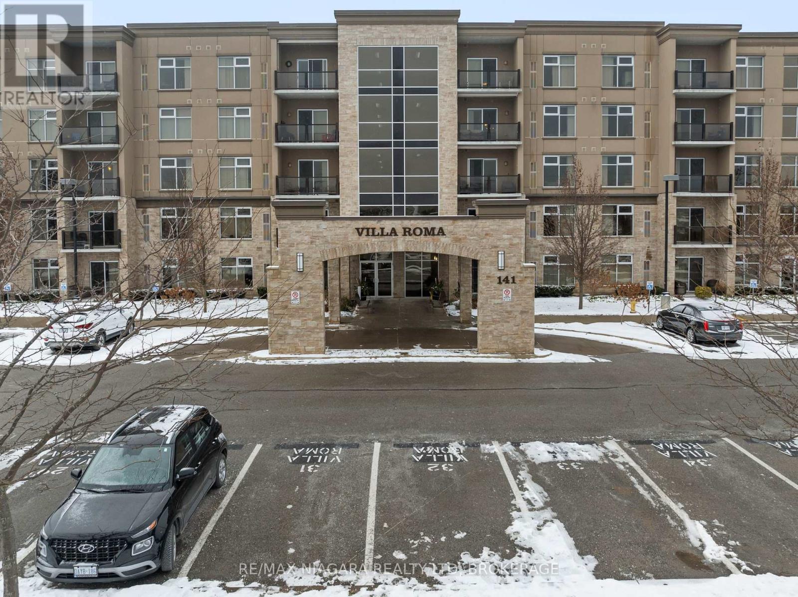 Apartment at 308 - 141 VANSICKLE ROAD, St. Catharines (Rykert/Vansickle)
