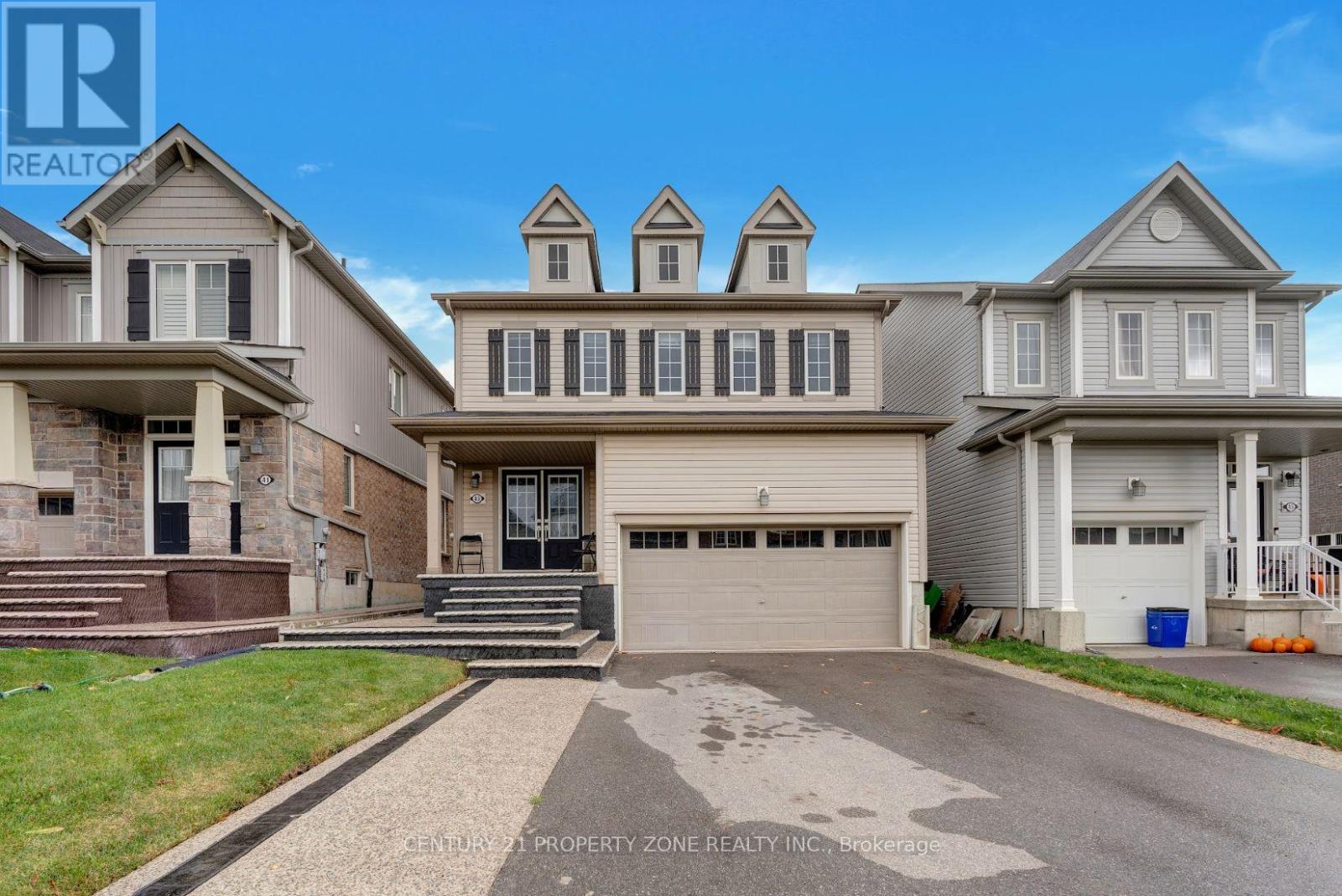 Detached at 43 MCCARGOW DRIVE, Haldimand