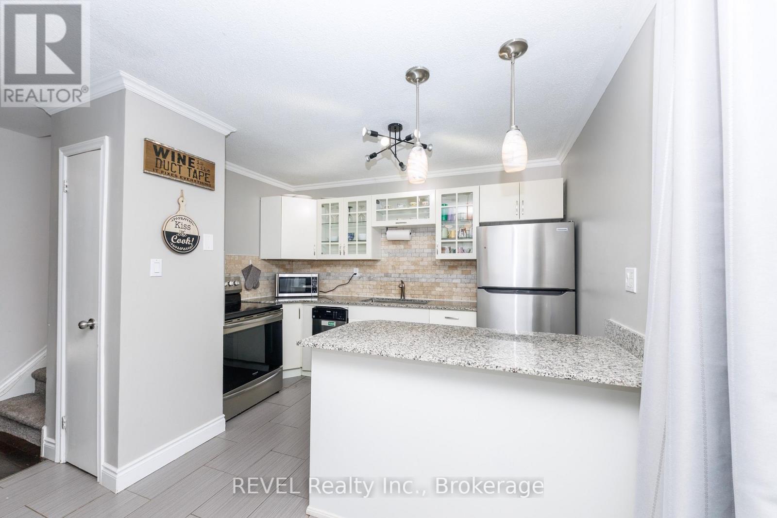 Townhouse at 43 - 1300 UPPER OTTAWA STREET, Hamilton (Quinndale)