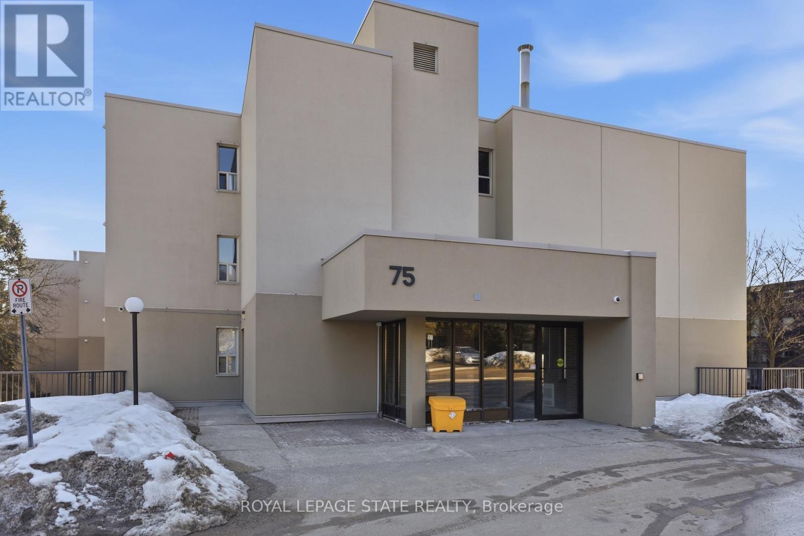 Apartment at 308 - 75 SILVERCREEK PARKWAY N, Guelph (Junction/Onward Willow)