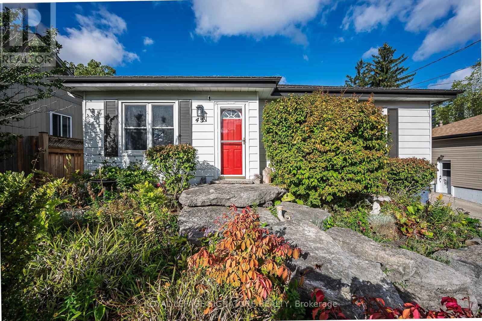 Multiplex at 43 LAKE AVENUE N, Hamilton (Riverdale)