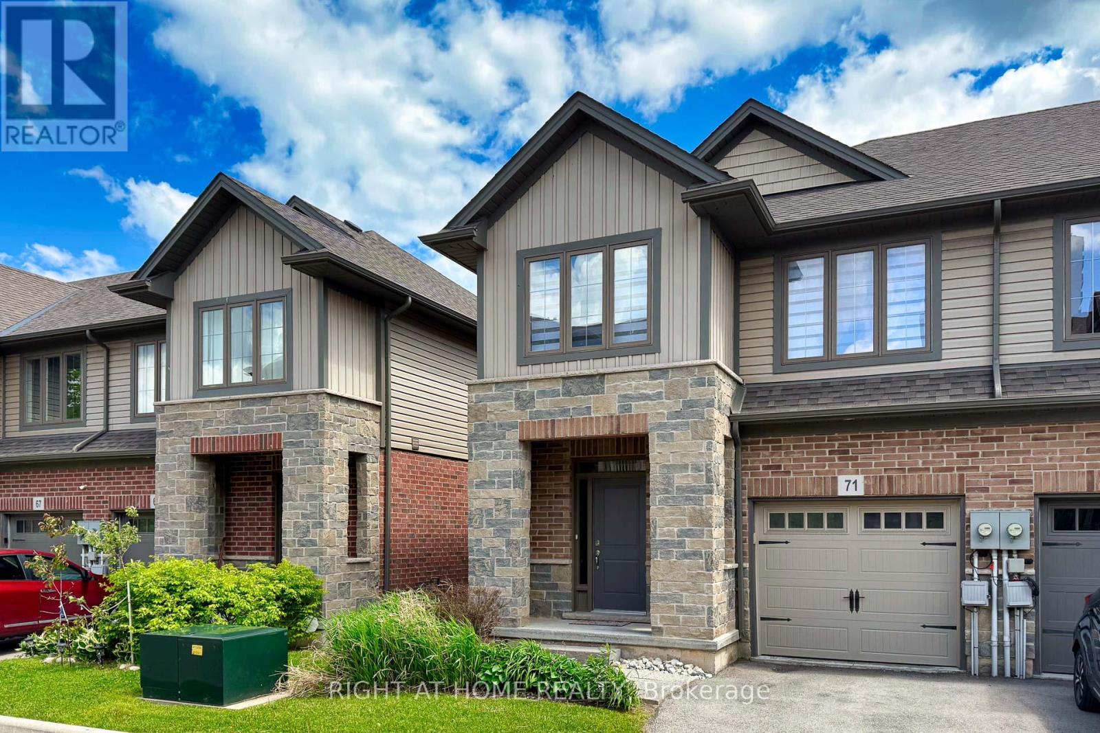 Townhouse at 71 SOUTHSHORE CRESCENT, Hamilton (Lakeshore)
