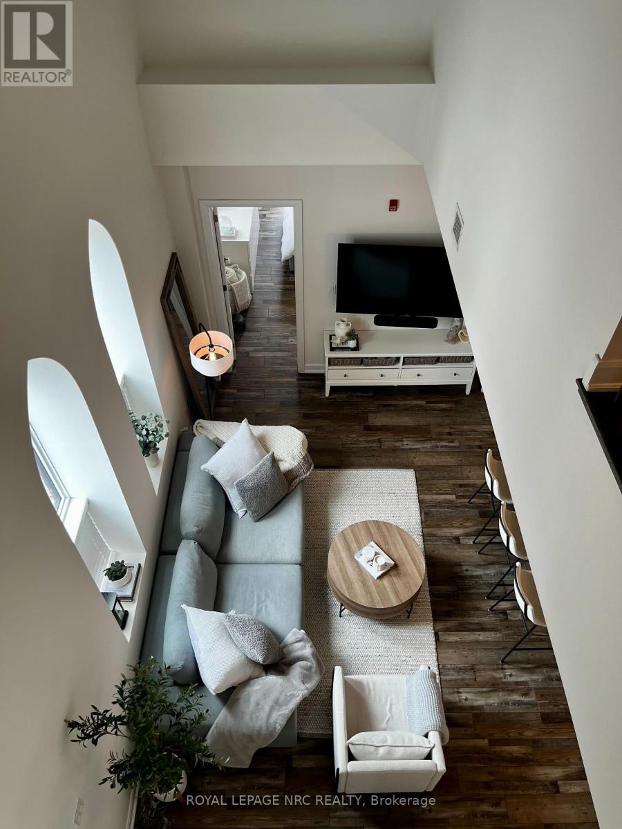 Apartment at 12 - 405 MERRITT STREET, St. Catharines (Oakdale)