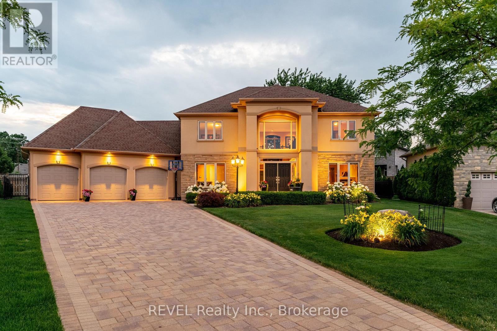 Detached at 8881 JOSEPH COURT, Niagara Falls (Forestview)