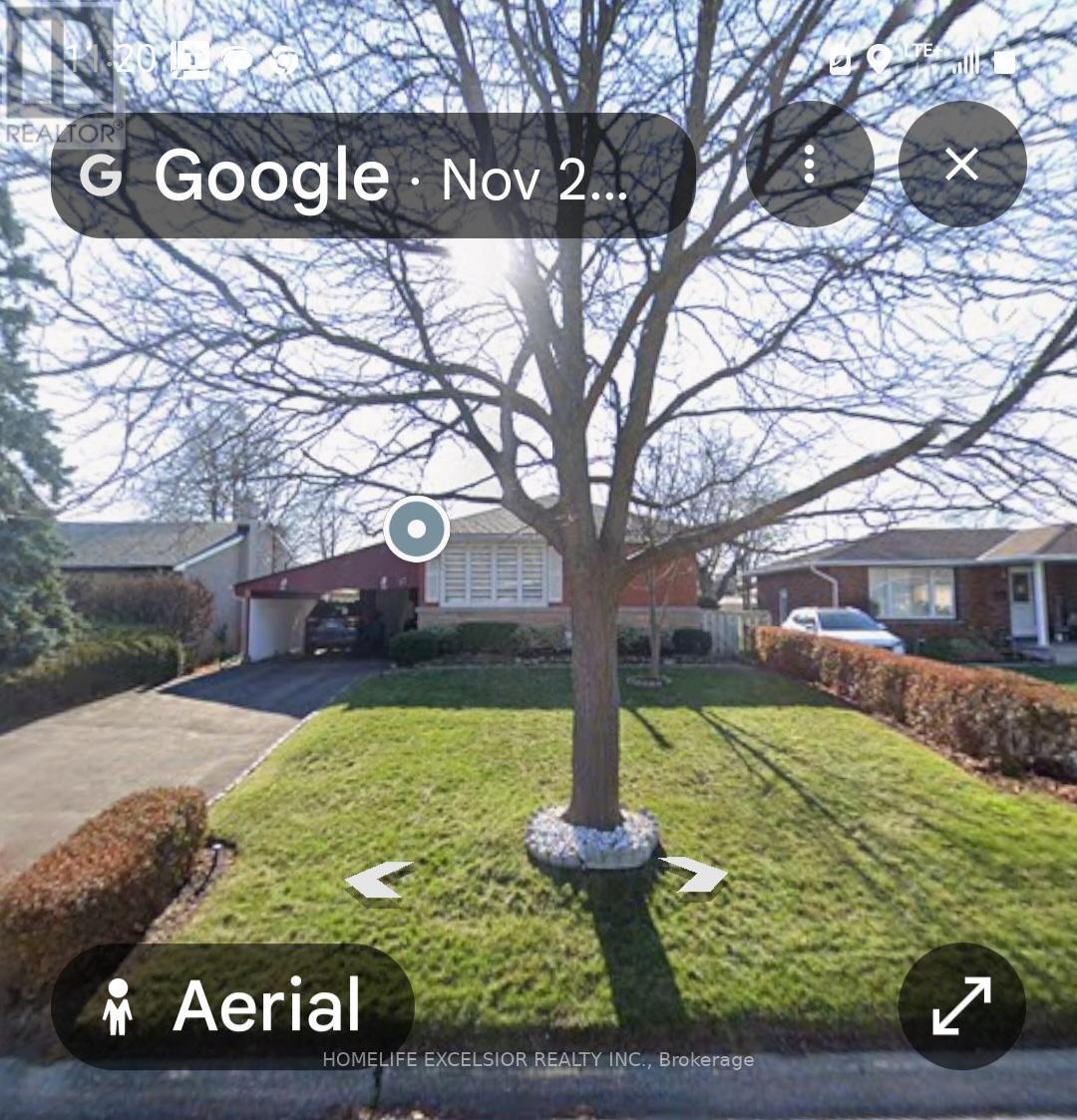 Detached at 17 MILES AVENUE, Brantford