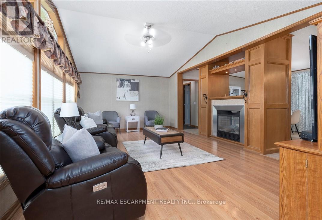 Detached at 1161 4TH CONCESSION ROAD W, Hamilton