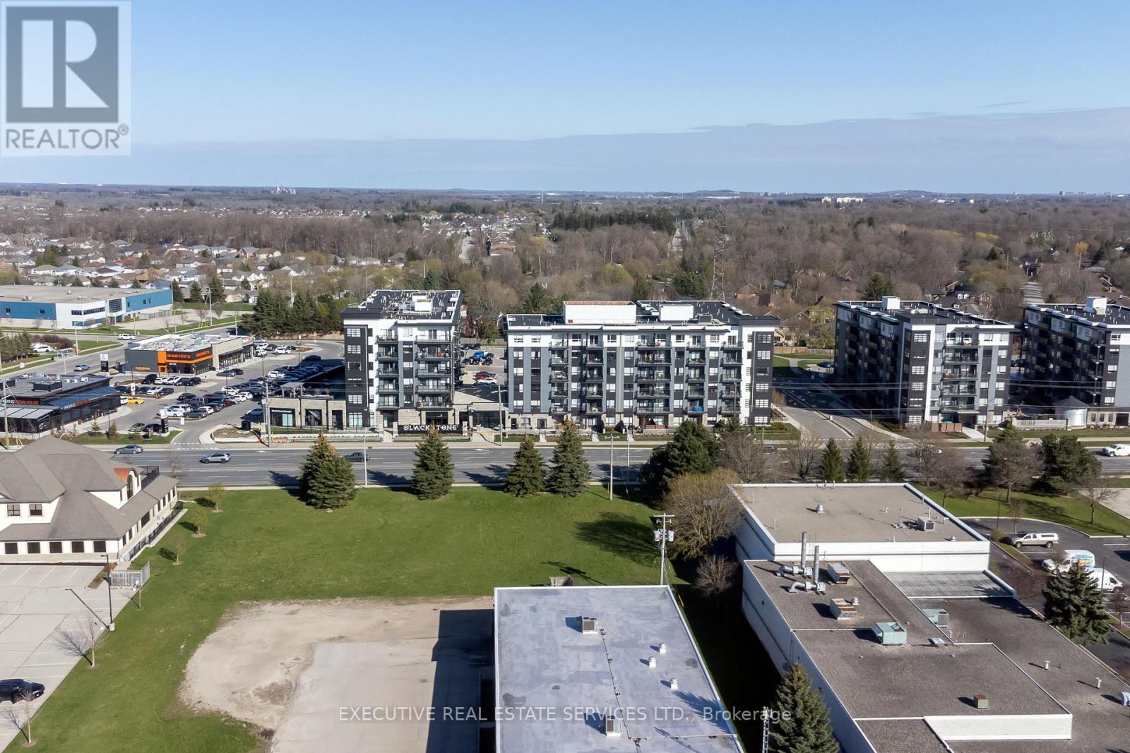 Apartment at 322 - 251 NORTHFIELD DRIVE E, Waterloo
