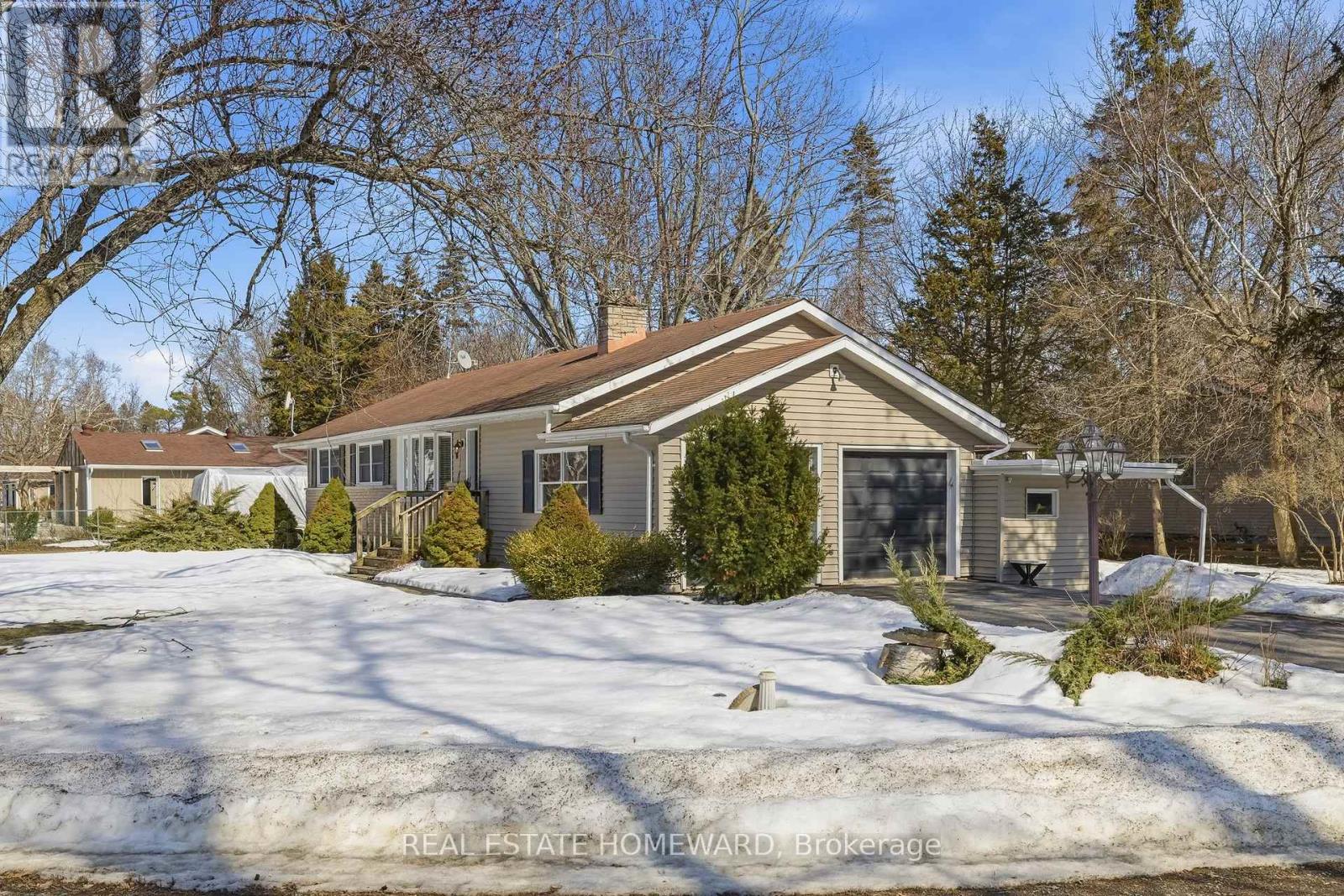 Detached at 4 WAYNE CRESCENT, Quinte West (Murray Ward)