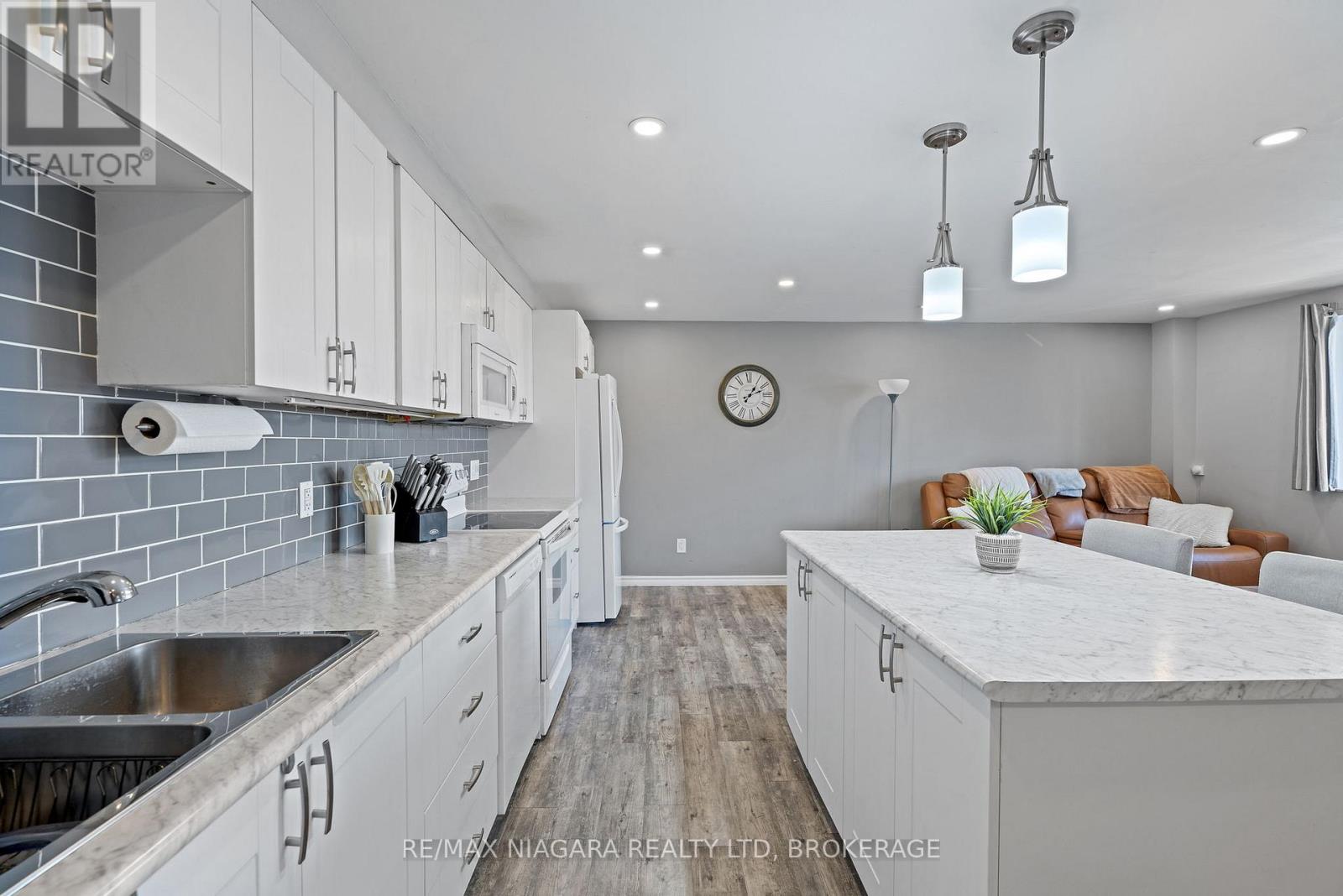Apartment at 308 - 198 SCOTT STREET, St. Catharines