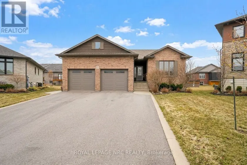 Detached at 67 HICKORY COURT, Port Colborne