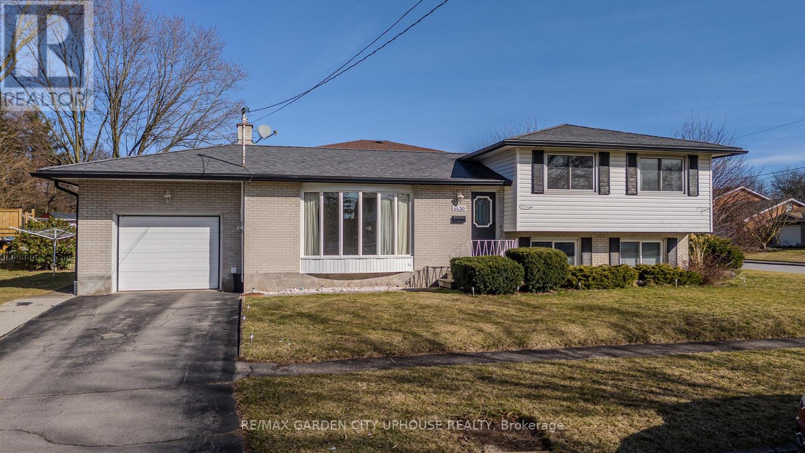Detached at 4430 DOVEWOOD DRIVE, Niagara Falls (Morrison)