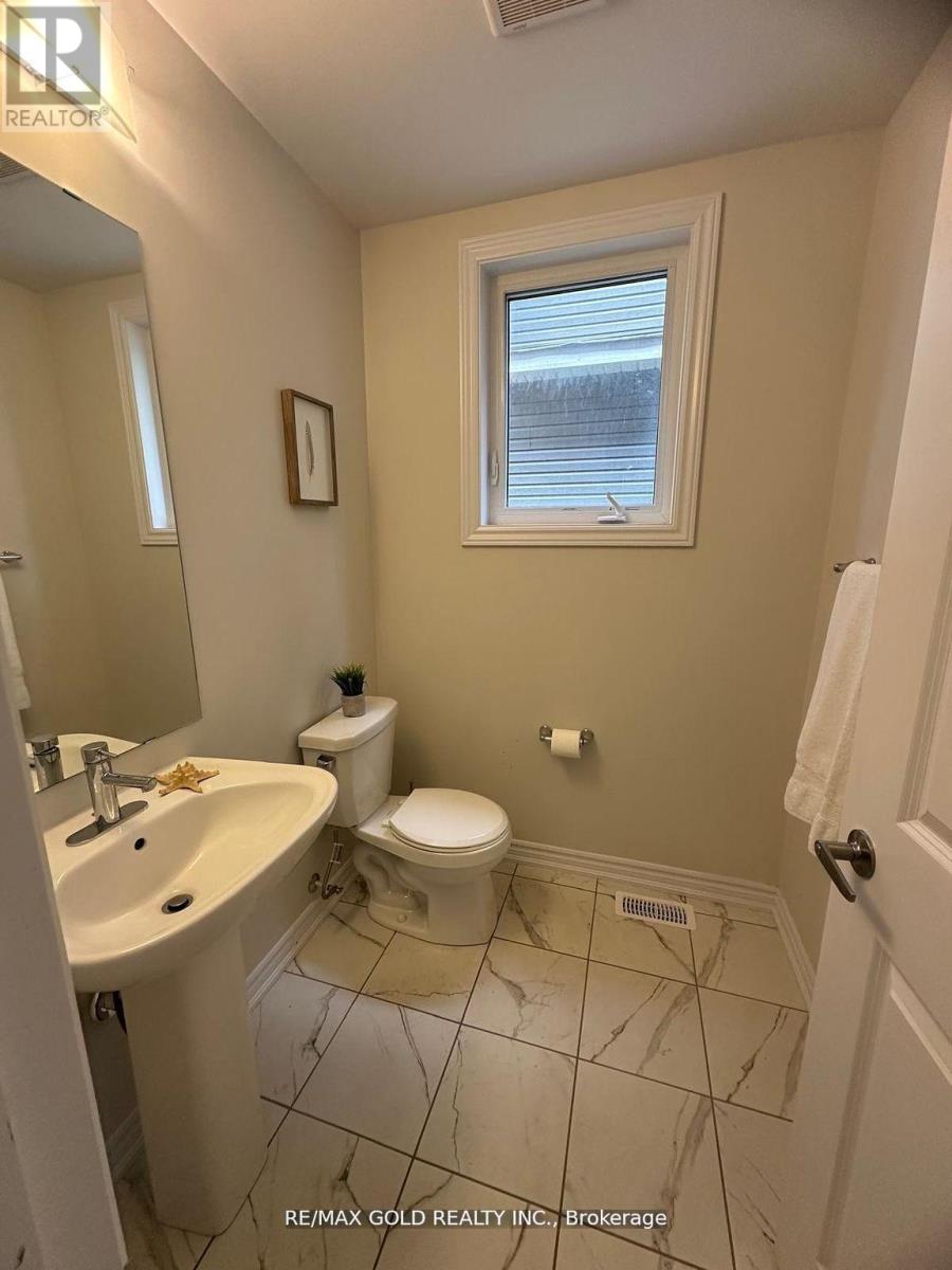 Detached at 121 EXPLORER WAY, Thorold