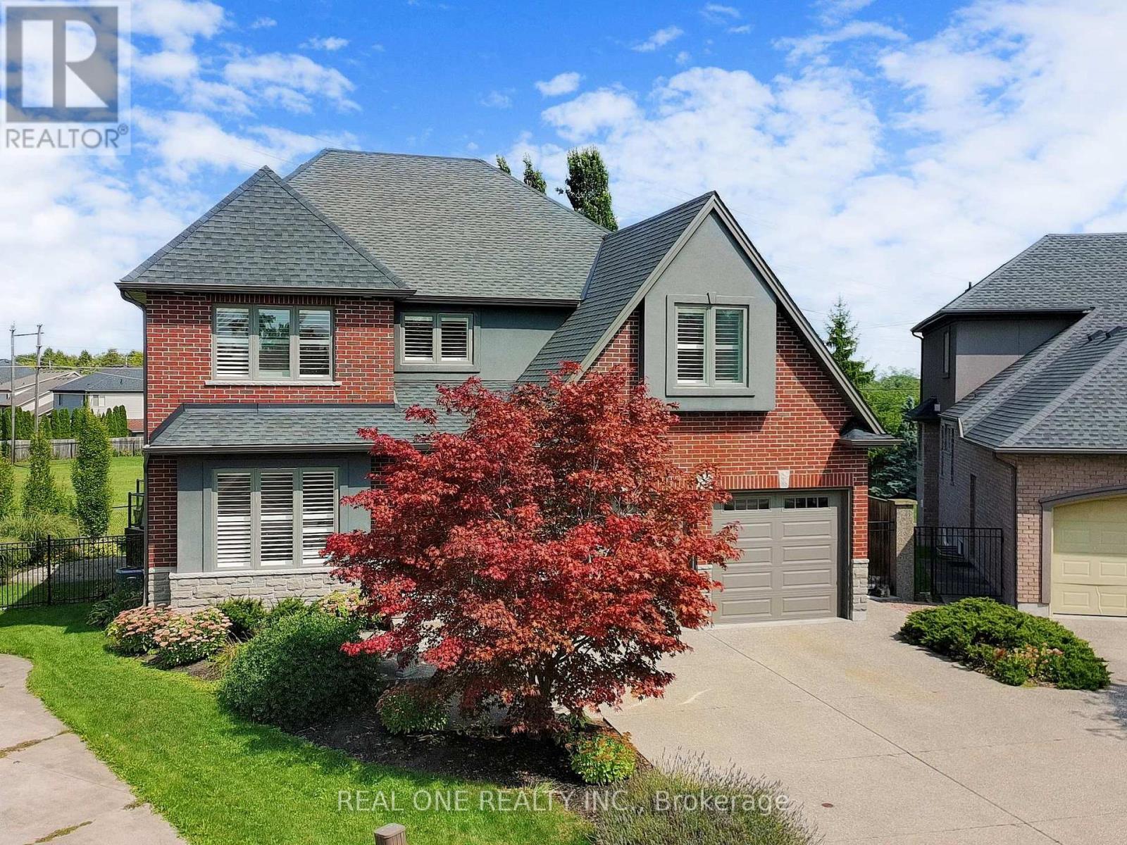 Detached at 26 MATTHEWS COURT, St. Catharines (Rykert/Vansickle)