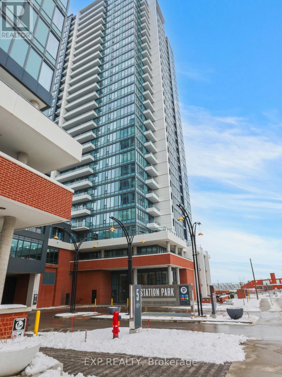 Apartment at 708 - 15 WELLINGTON STREET S, Kitchener