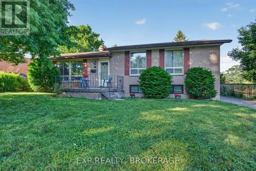 Detached at 19 CONVAY CRESCENT, Brockville