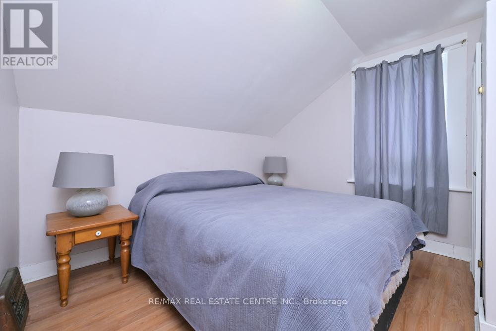 Detached at 347157 MONO CENTRE ROAD E, Mono