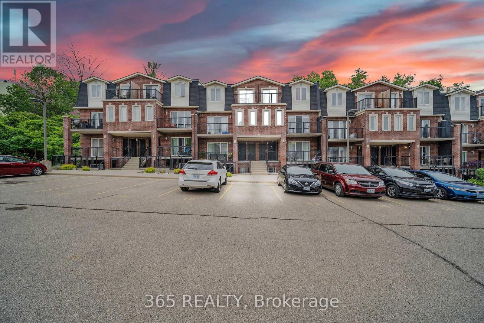 Townhouse at 4D - 45 CEDARHILL CRESCENT, Kitchener