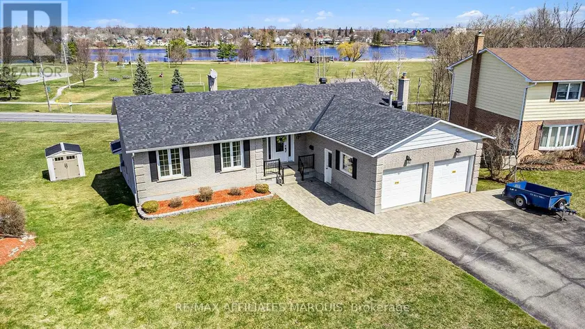 Detached at 74 COLONEL BY CRESCENT, Smiths Falls