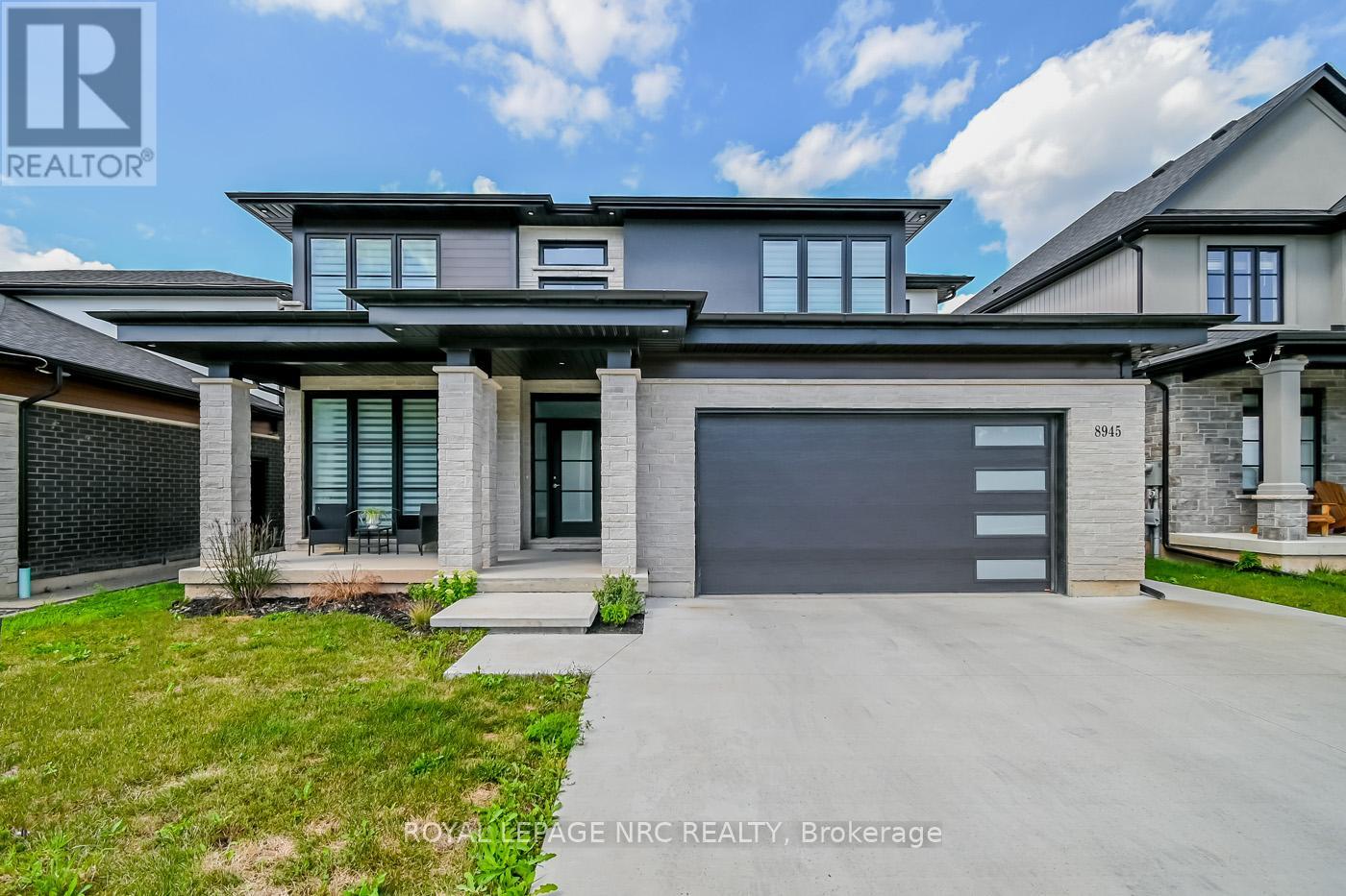 Detached at 8945 EMILY BOULEVARD, Niagara Falls (Brown)
