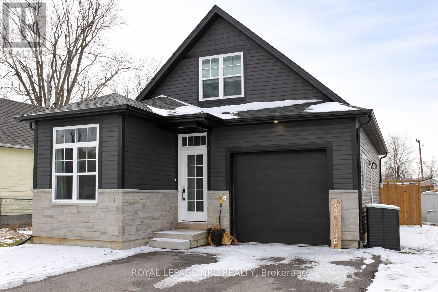 Detached at 19 CAMBRIDGE ROAD E, Fort Erie (Crystal Beach)