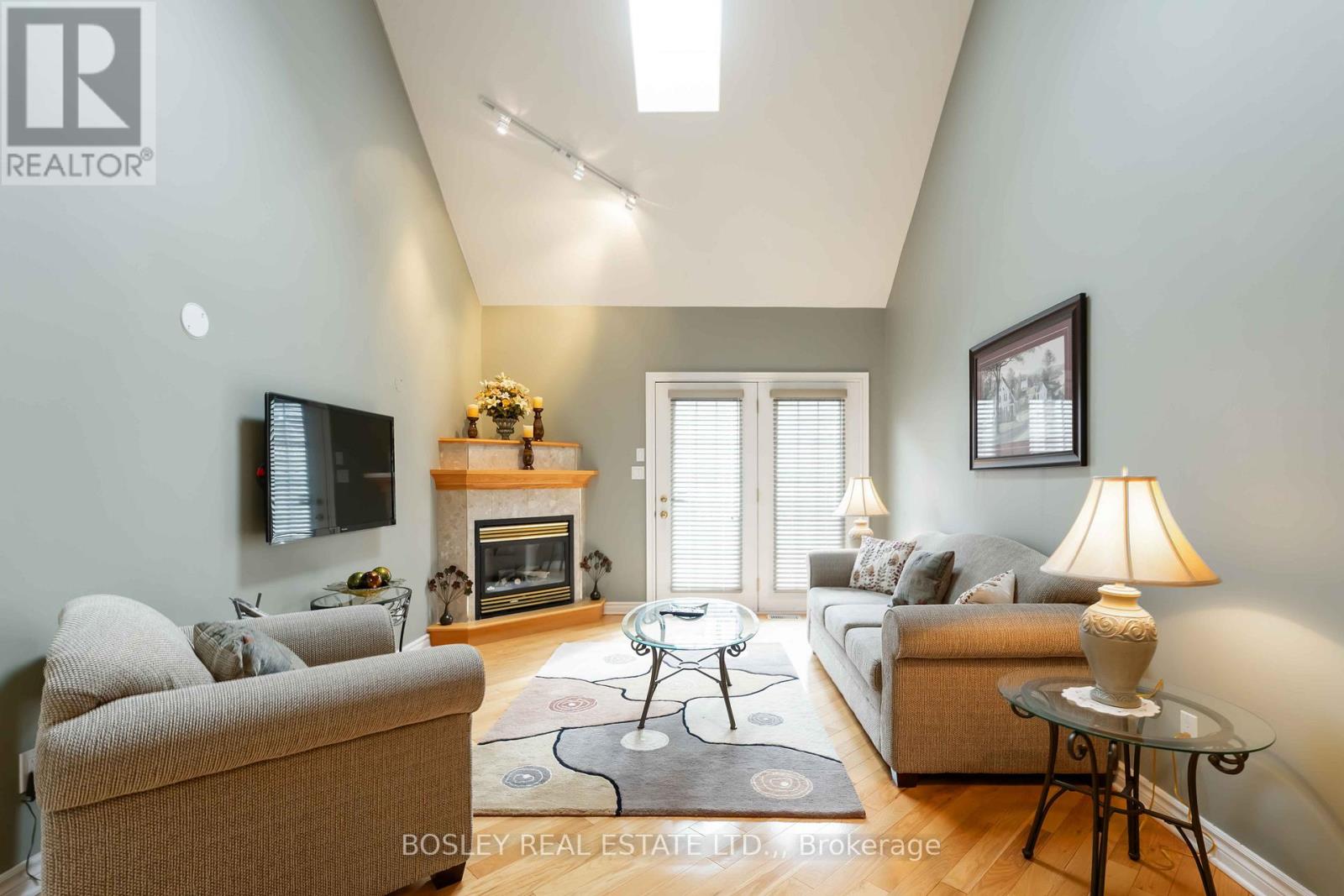 Townhouse at 14 - 308 QUEENSTON STREET, St. Catharines
