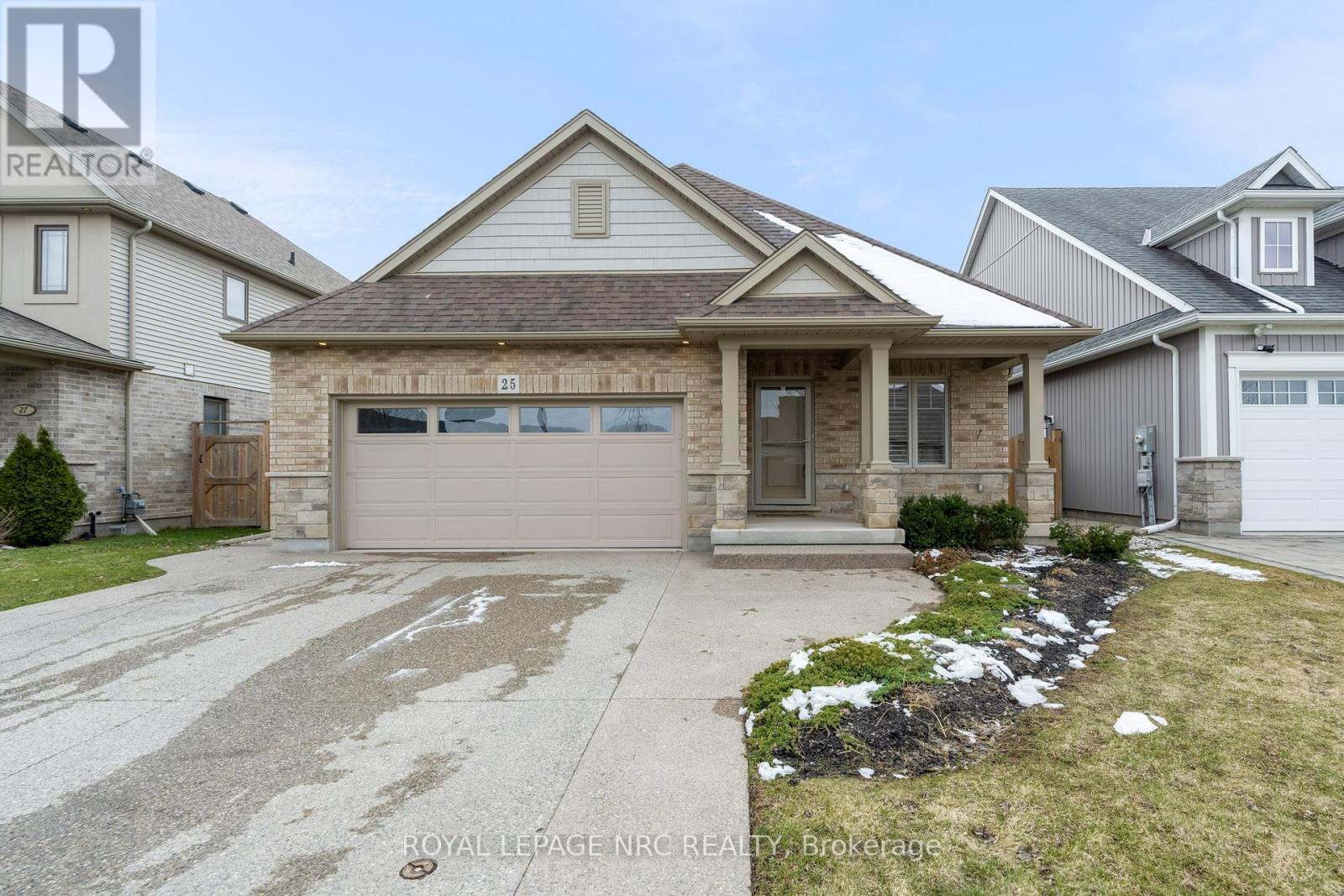 Detached at 25 MCFARLAND STREET, Thorold (Hurricane/Merrittville)