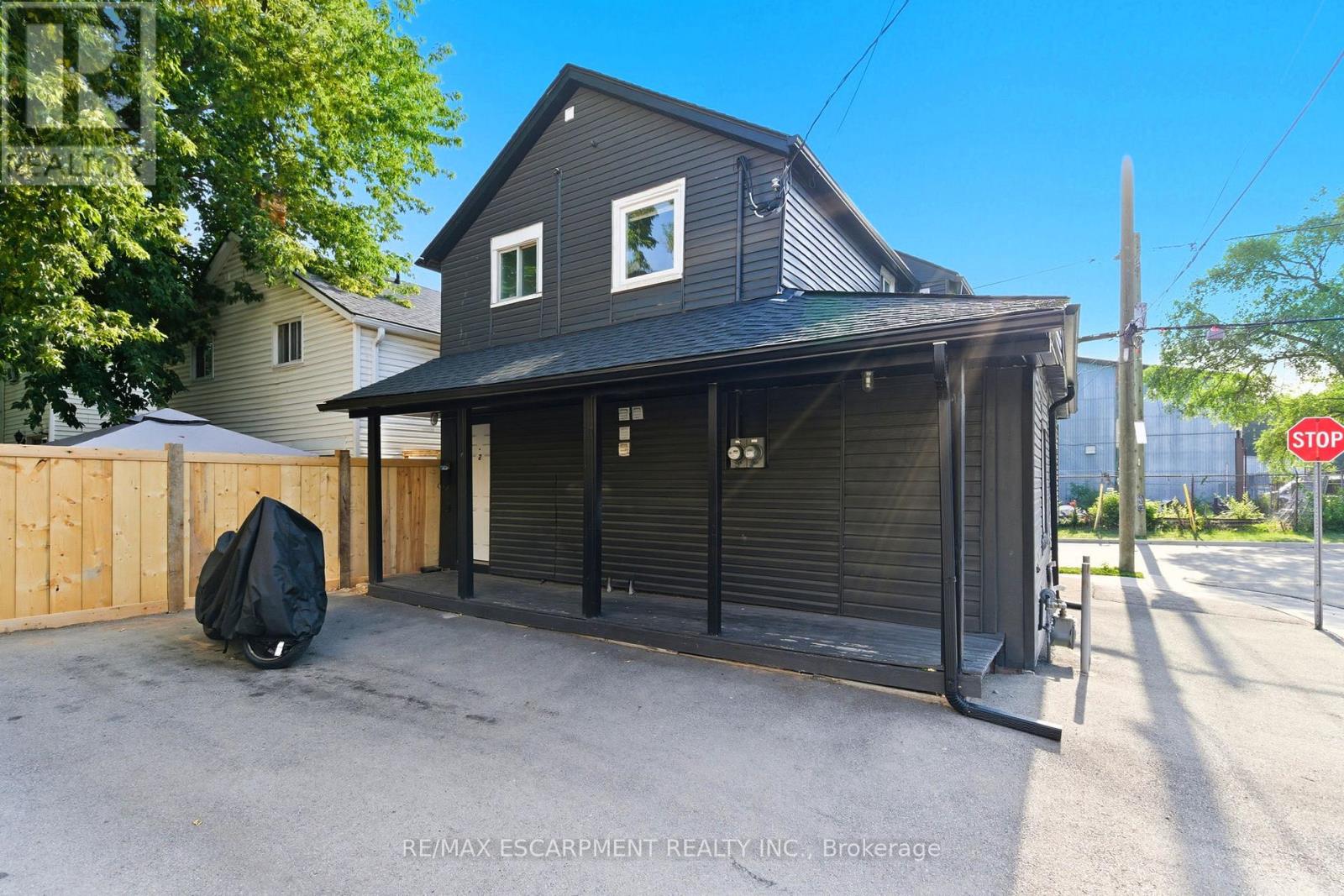 Detached at 2 - 2 WINDSOR STREET, Hamilton (Strathcona)