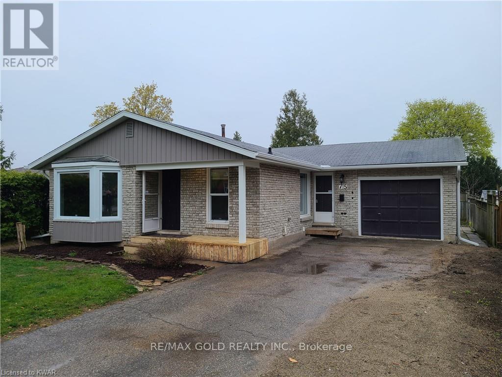 Detached at 75 PEPPERWOOD CRESCENT, Kitchener