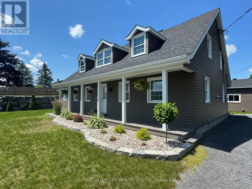 Detached at 4968 HIGHWAY 34 HIGHWAY, Champlain