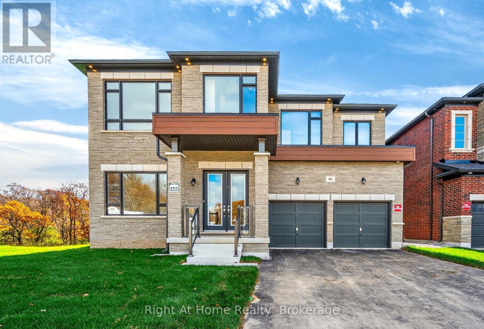 Detached at 94 SMOKEY HOLLOW PLACE, Hamilton (Waterdown)