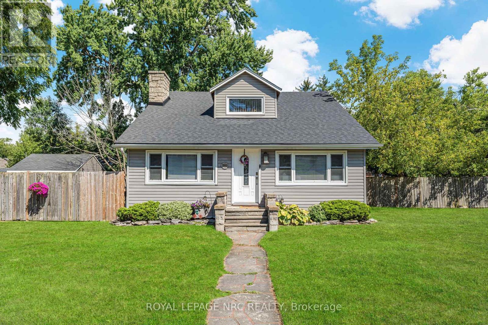 Detached at 3902 REBSTOCK ROAD, Fort Erie (Crystal Beach)