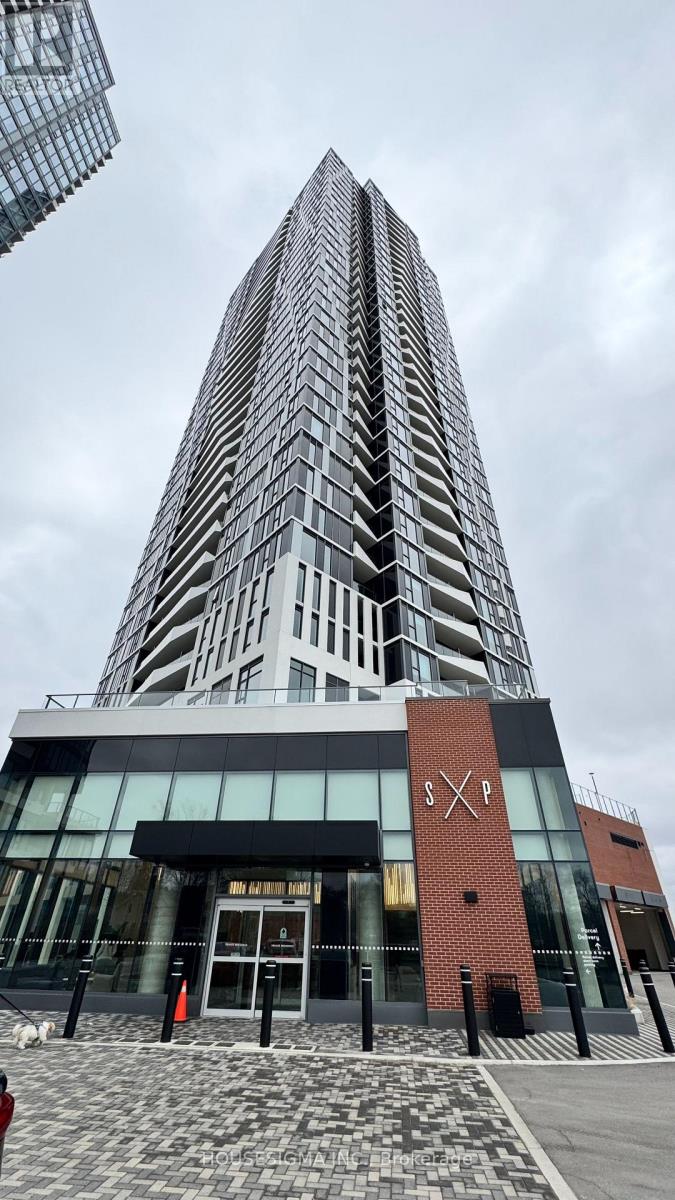 Apartment at 806 - 25 WELLINGTON STREET S, Kitchener
