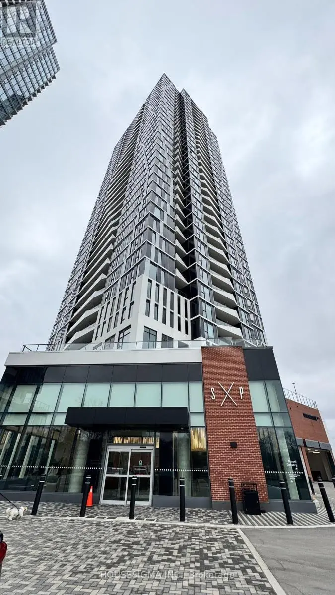 Apartment at 806 - 25 WELLINGTON STREET S, Kitchener