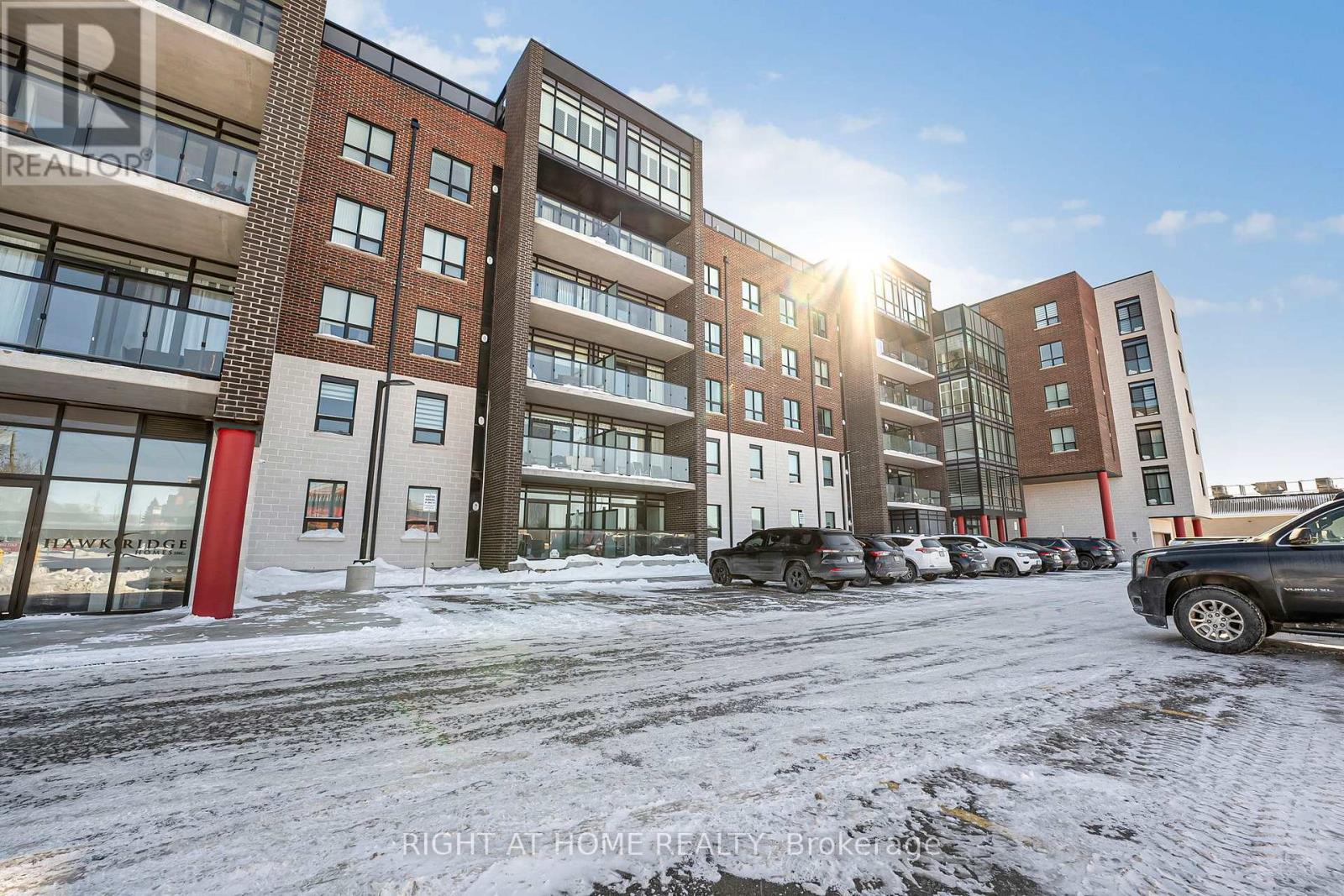 Apartment at 412 - 5 HAMILTON STREET, Hamilton (Waterdown)